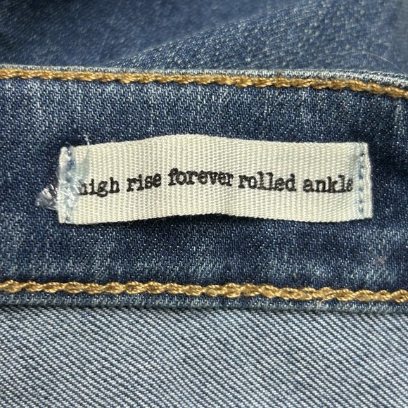 Jessica Simpson Women's Forever Rolled Ankle Skinny Crop Jean Size 12P NWT - Picture 5 of 9